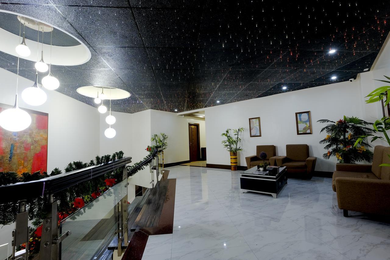 Japi Hotel - Annex Cauayan Esterno foto