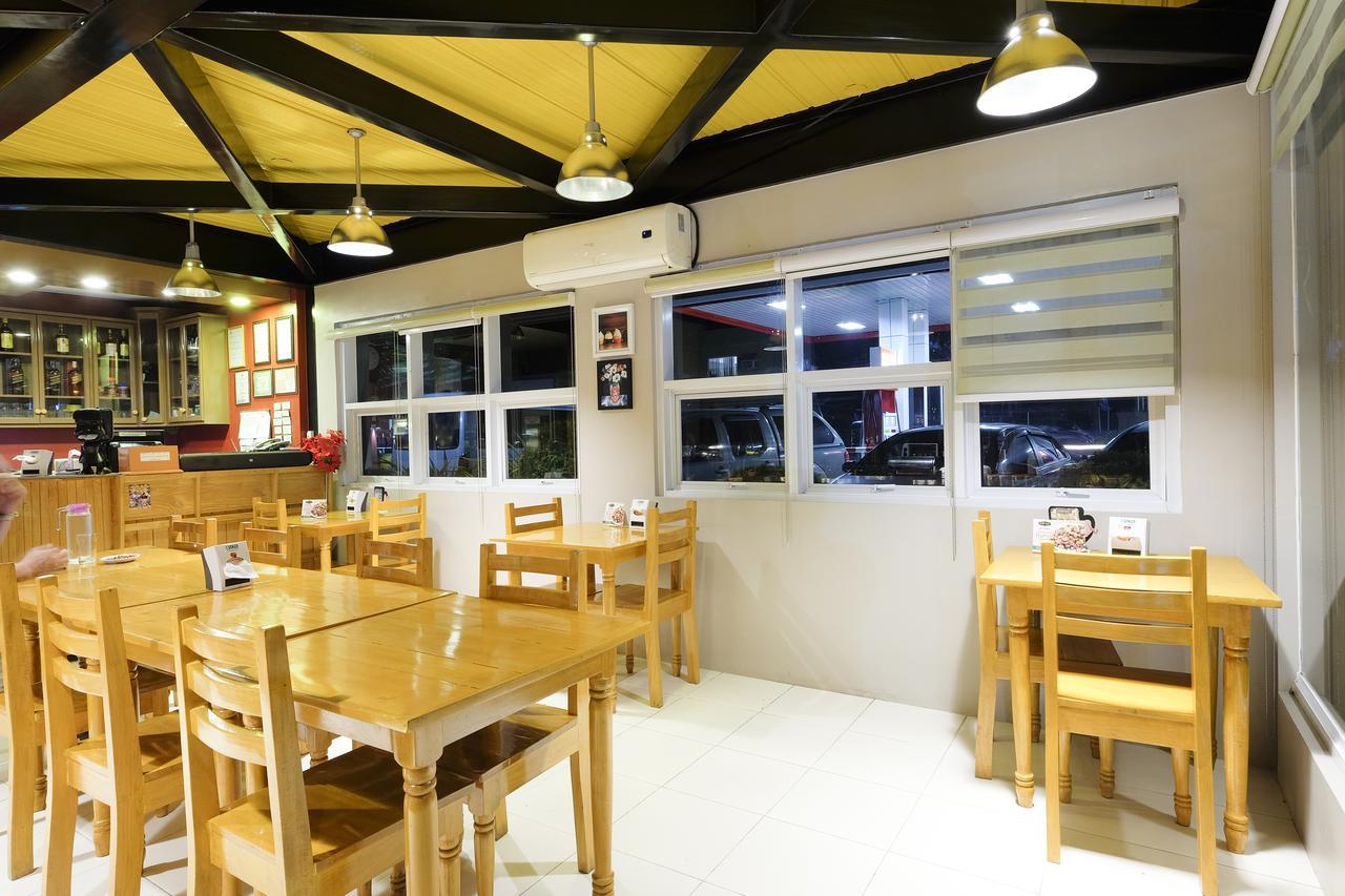 Japi Hotel - Annex Cauayan Esterno foto