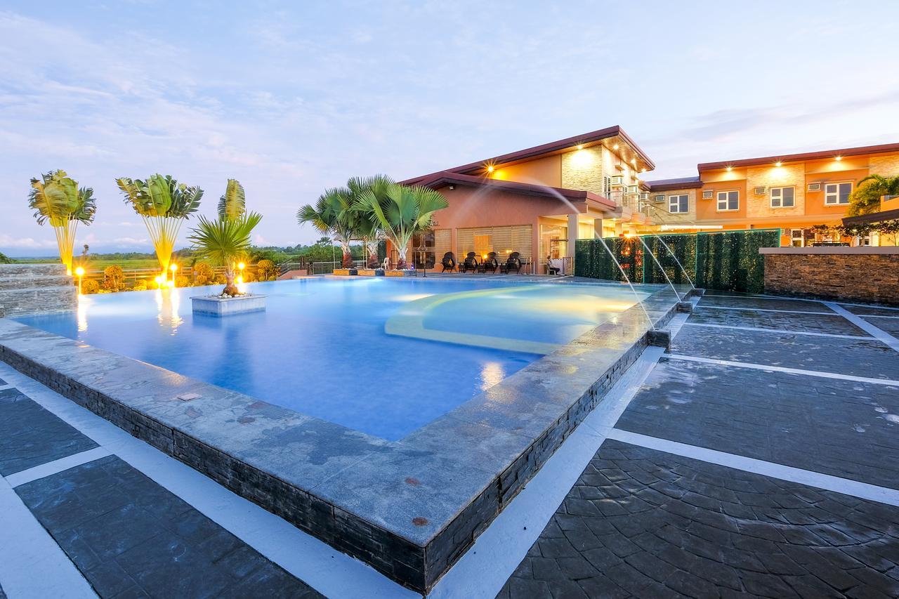 Japi Hotel - Annex Cauayan Esterno foto